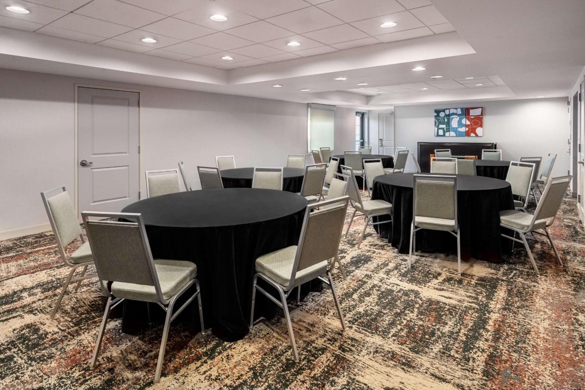 Homewood Suites By Hilton Eatontown Ngoại thất bức ảnh